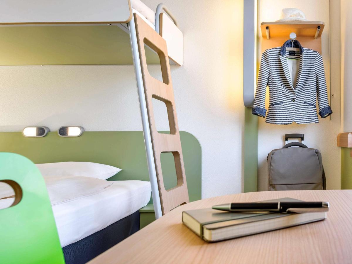 Ibis Budget Issoire Exterior foto